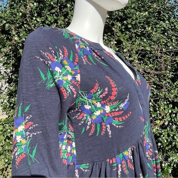 NWT ANTHRO Maeve Bohemian Babydoll 3/4 Sleeve Navy Floral T… - Picture 2 of 11